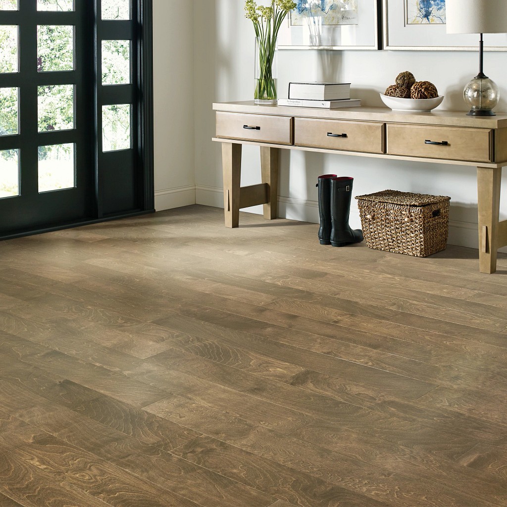 6 Wood Looks for a Traditional Feel | Vic's Carpet & Flooring