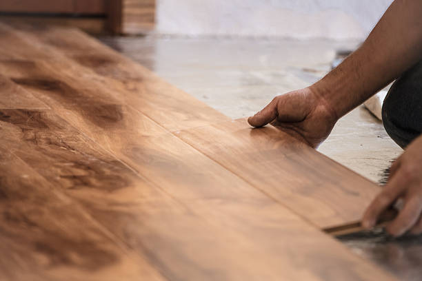 hardwood flooring installation | Vic's Carpet & Flooring