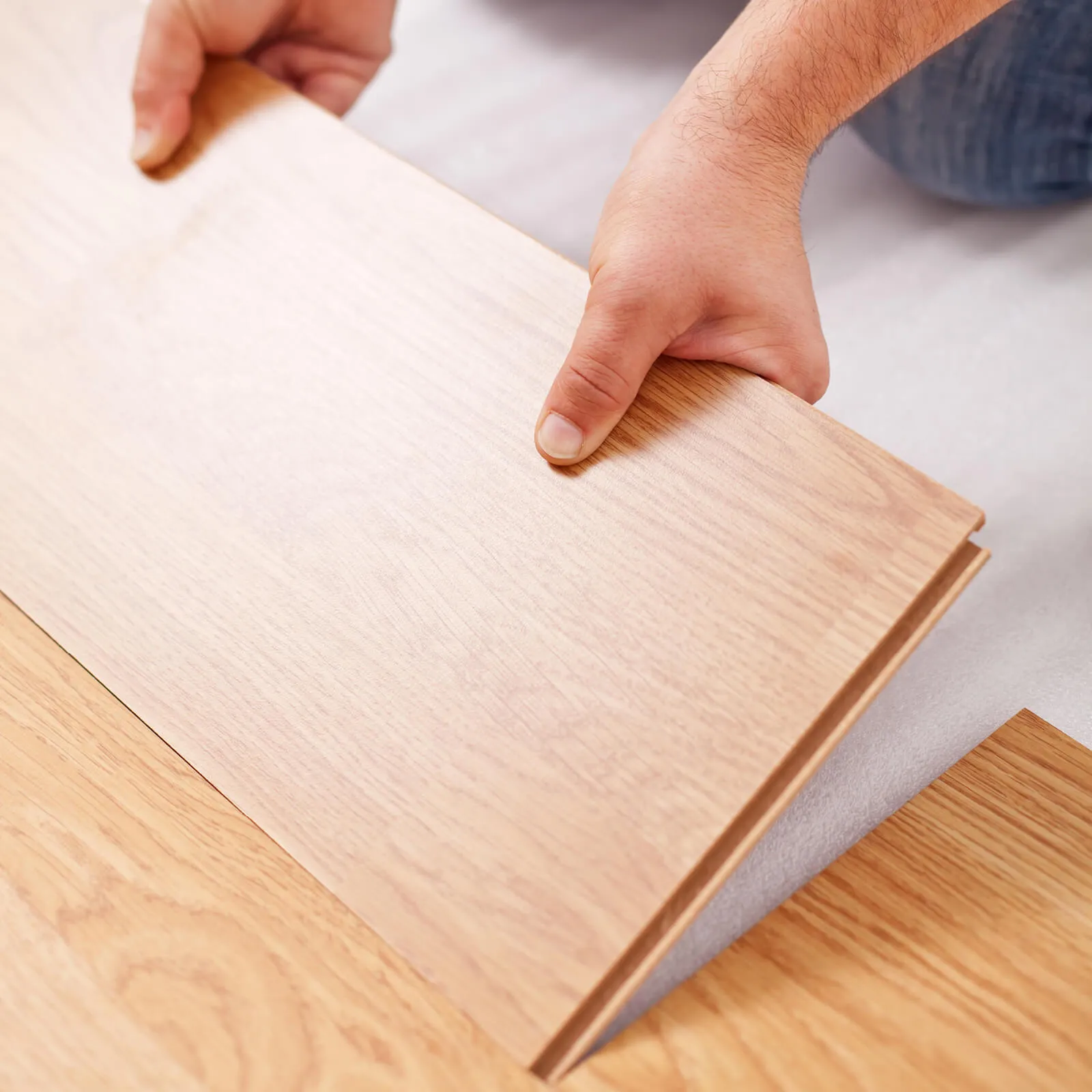 Laminate Installation| Vic's Carpet & Flooring